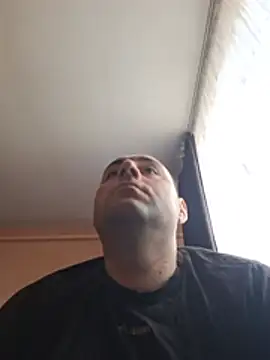 Онлайн чат XXX StrictBobby