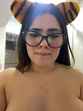 Valenhill@xh Chat XXX live