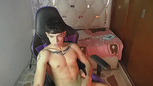 Chat XXX en directo de Liom_Gym