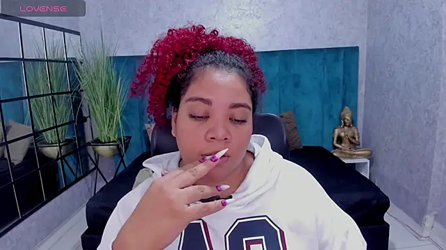 Chat +18 de AngelaCoffee ao vivo