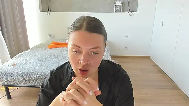 XXX chat uživo modela Kitkatvel