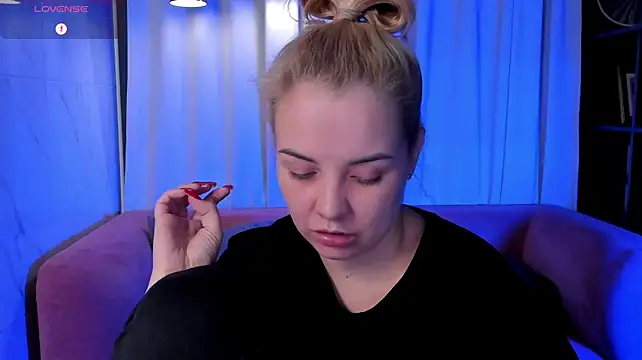 Chat +18 de StephanieSweety ao vivo