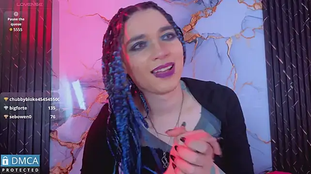 Chat XXX en directo de MaeveKuro
