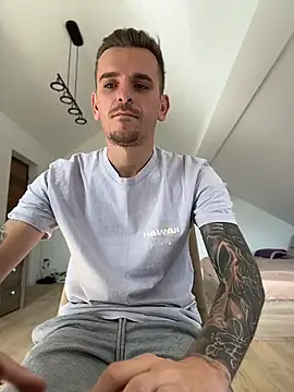Huge_cock22cm Live XXX Chat