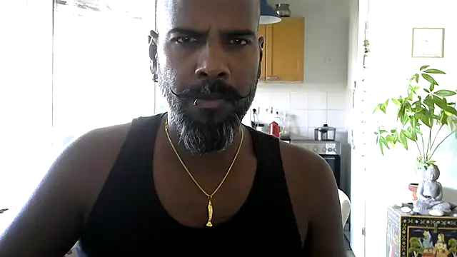 frenchblackc31 라이브 XXX 채팅