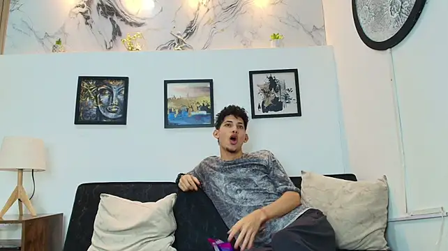 Živý XXX chat YOUNG_BOYS_HELL