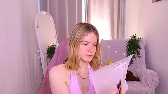 MilanaRayy Live XXX-Chat
