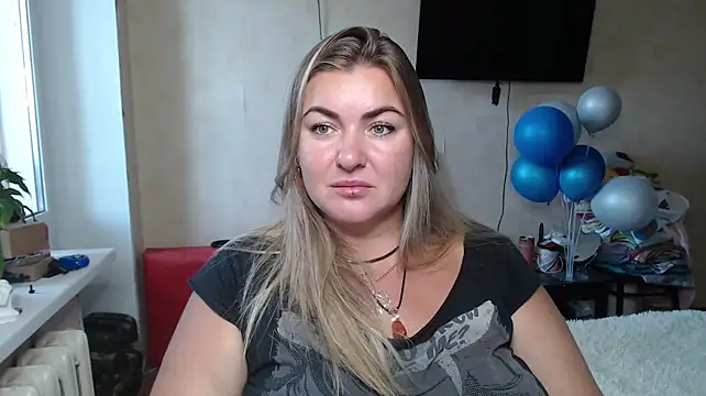 Chat +18 de NikaSkylink ao vivo
