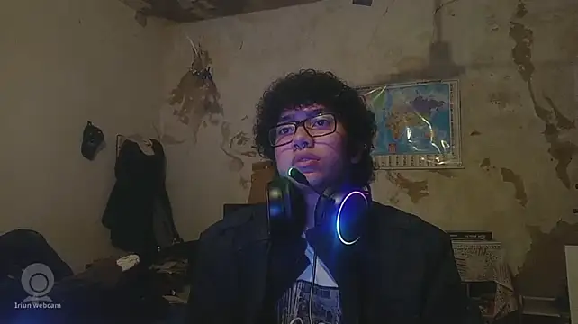 Emv2n Live XXX chat