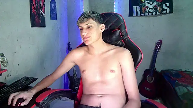 Chat +18 de flaquito_junior ao vivo