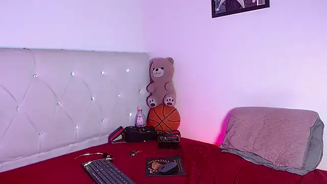 Angel_foxc13 现场XXX聊天