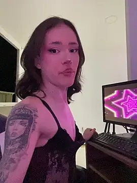 Baby_luxury Webcamshow