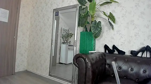 HotIris 现场XXX聊天
