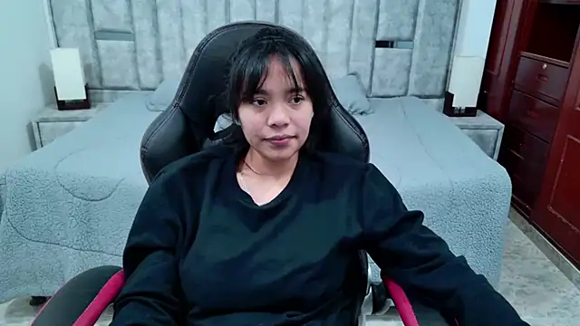 laureentt_'s Live XXX Chat