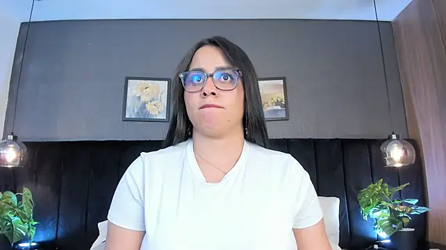 Chat XXX en directo de alejandra__garcia