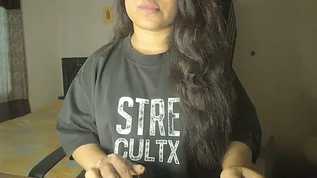 دردشة queen_angel67 الجنسية المباشرة