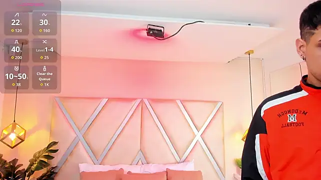 Clarentz's Live XXX Chat