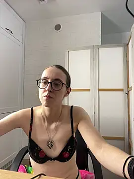 MartiniiSelenna Chat XXX in diretta