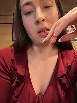 Holly_Play Chat XXX live