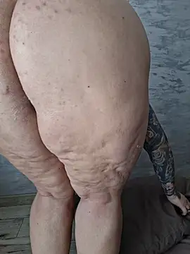 CandyCurvess Chat XXX live