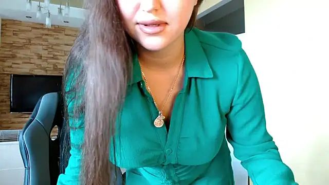 ElizabethJam Chat XXX in diretta