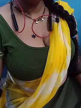 Tamil_Vennila_ XXX чат на живо