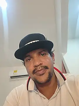 bigdick211292 现场XXX聊天