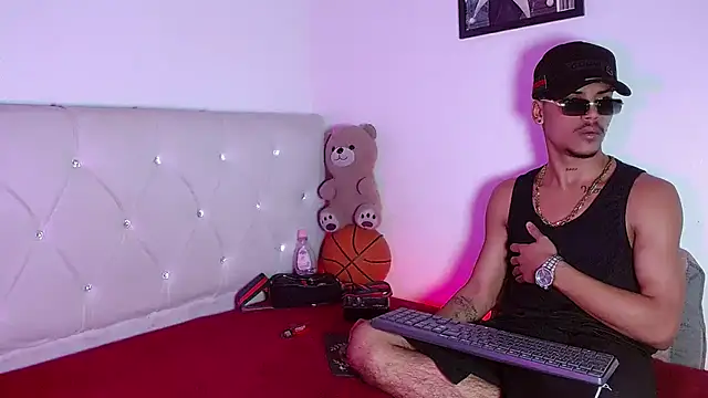 Angel_foxc13's Webcam Show