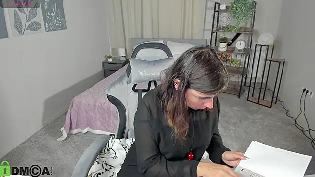 MartaEdams' Live XXX Chat