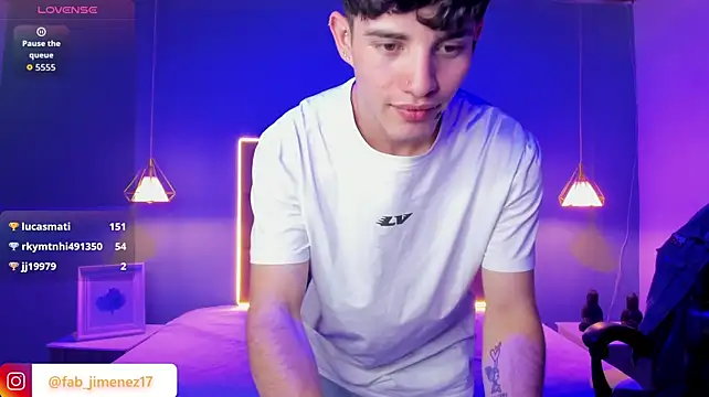 Chatroom XXX en direct de AlejooTwink