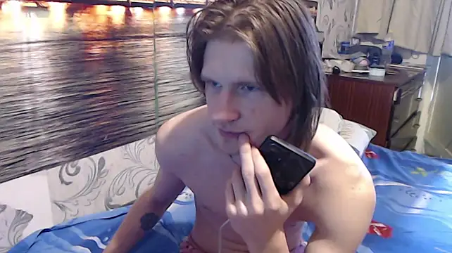 ArchiZuki69 XXX чат на живо