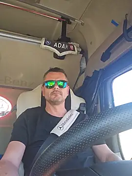 XXX chat uživo modela adas-