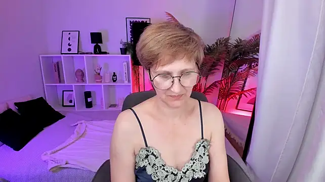 Paris_Cherry's Live XXX Chat