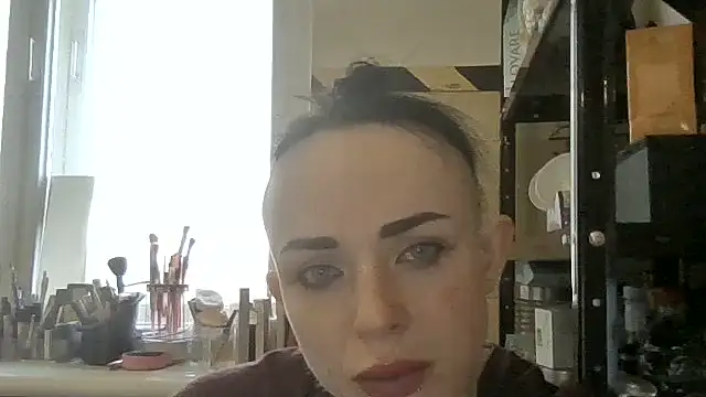 Trinsy_Love Chat XXX in diretta