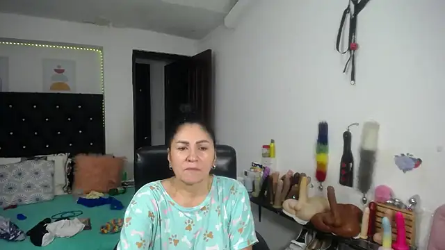 mature_bigboobs10's Live XXX Chat