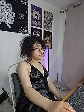 دردشة little__ammy الجنسية المباشرة