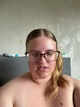 Živý XXX chat CurvyPaar2