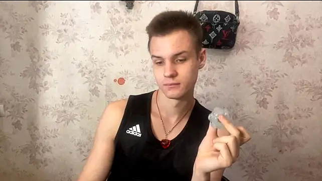 BigBabyMax live XXX chat