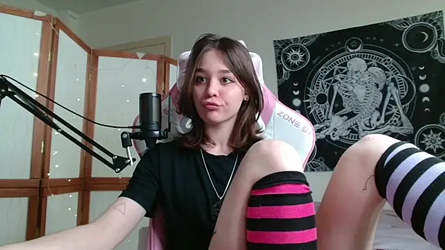Mysterious_Toy's Live XXX Chat