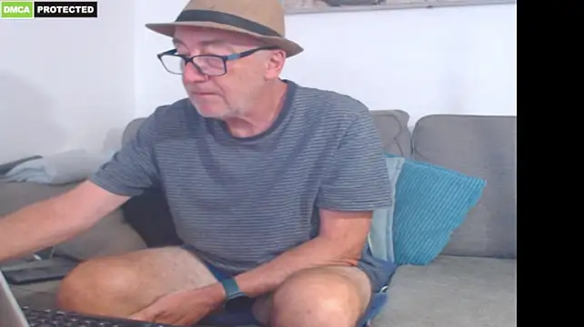 bluedae1n Live XXX chat