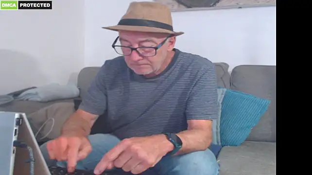 bluedae1's Live XXX Chat
