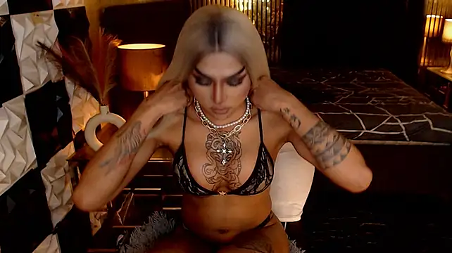 Chat +18 de MassiveCockTrans ao vivo