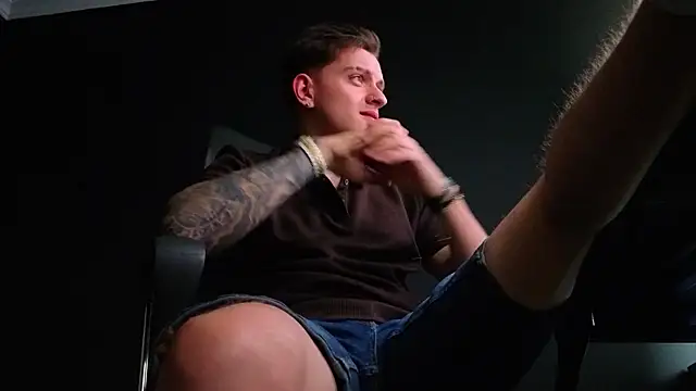 Živý XXX chat FelixStarkk