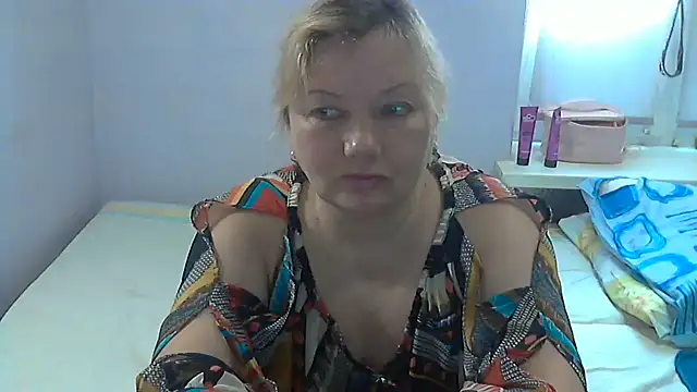 Lusi-777 – Live XXX-chat