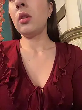 Holly_Play XXX чат на живо