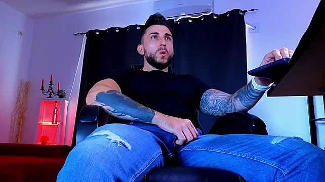 دردشة MightyAaron66 الجنسية المباشرة