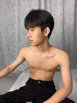 Chat XXX ao vivo de guoguo18