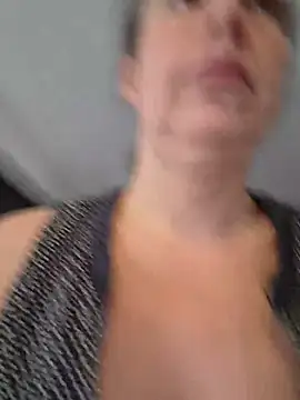 Онлайн чат XXX Aliciadelicieuse