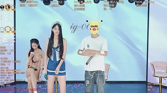 IG-001 live XXX chat