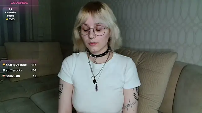 KellePourier's Live XXX Chat